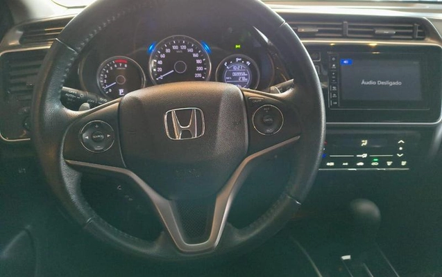 imagem-https://www.socarrao.com.br/sc-vehicle-images-prod/4361946/1792071686611-8482809_3_B_47dfdd0819.jpeg