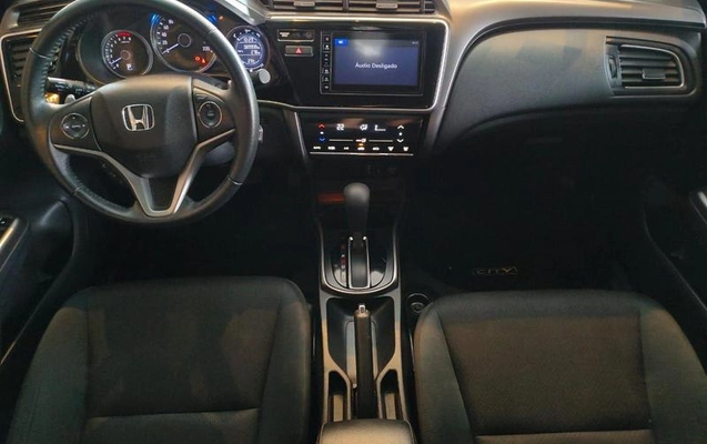imagem-https://www.socarrao.com.br/sc-vehicle-images-prod/4361946/1792071686617-8482809_3_B_14992948f1.jpeg