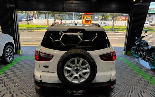 imagem-https://www.socarrao.com.br/sc-vehicle-images-prod/4362058/1792509751394-8572807_20_B_994069e9ae.jpeg