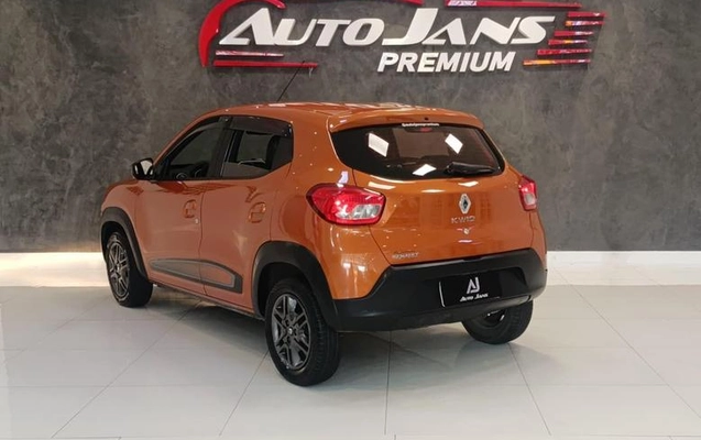 imagem-https://www.socarrao.com.br/sc-vehicle-images-prod/4362113/1792073365199-8329020_12_B_fad25f771b.jpeg