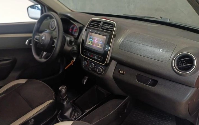 imagem-https://www.socarrao.com.br/sc-vehicle-images-prod/4362113/1792073365218-8329020_8_B_84b41d7b67.jpeg