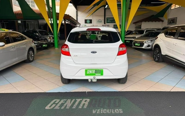 imagem-https://www.socarrao.com.br/sc-vehicle-images-prod/4362142/1792425143692-8566490_3_B_3935fcc81e.jpeg