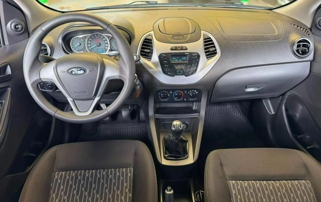 imagem-https://www.socarrao.com.br/sc-vehicle-images-prod/4362142/1792425143695-8566490_8_B_376c8d1cf5.jpeg