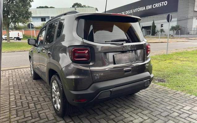 imagem-https://www.socarrao.com.br/sc-vehicle-images-prod/4362151/1792073720687-8114407_4_B_a843431e59.jpeg