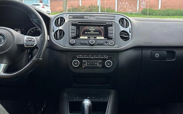 imagem-https://www.socarrao.com.br/sc-vehicle-images-prod/4362152/1792073722908-8397068_17_B_f4d17ec7a8.jpeg