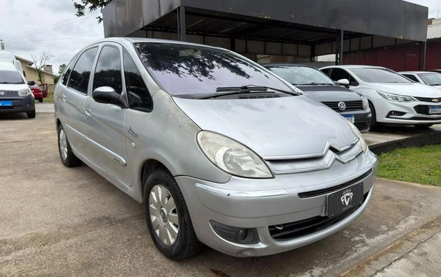 imagem-https://www.socarrao.com.br/sc-vehicle-images-prod/4362185/1792090476245-8559977_2_B_0dac98961f.jpeg