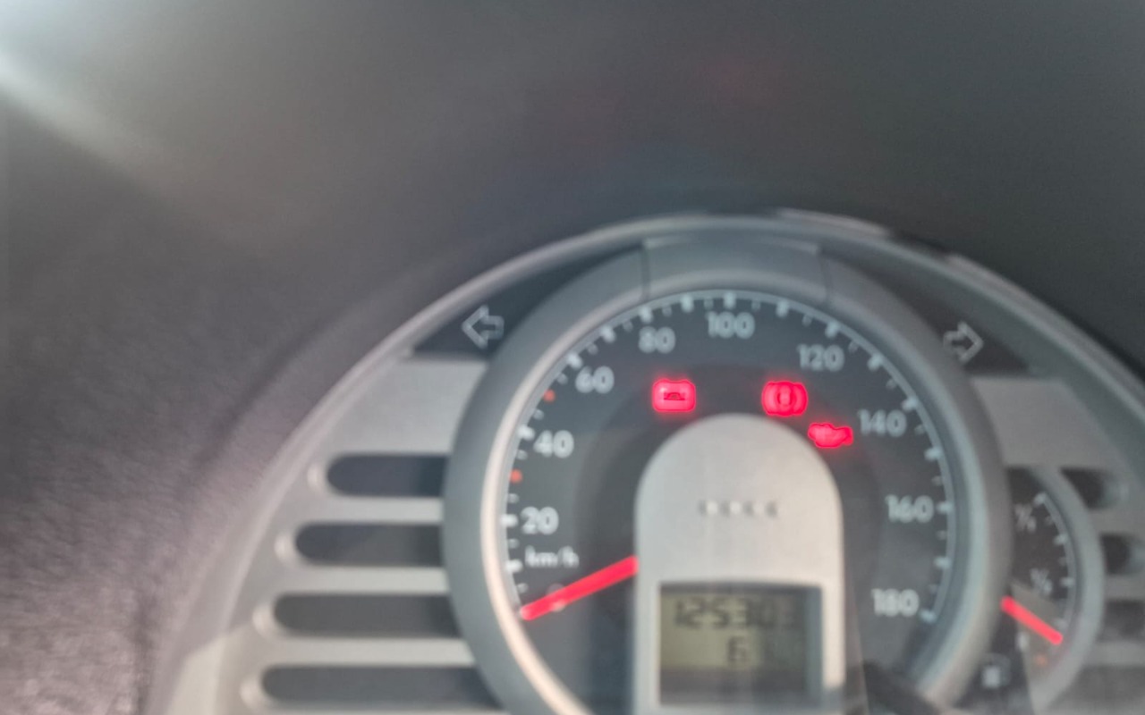 imagem-https://www.socarrao.com.br/sc-vehicle-images-prod/4362210/1792074068128-V2hhdHNBcHAgSW1hZ2UgMjAyNi0wOC0xMCBhdCAxMC40NS4zMyAoMSkuanBlZw.jpeg