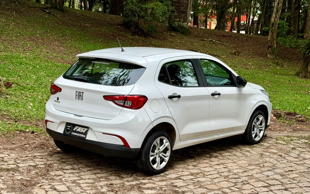 imagem-https://www.socarrao.com.br/sc-vehicle-images-prod/4362214/1792074082233-dd5699ad-d177-4c12-9fce-ba73e243b063.jpg