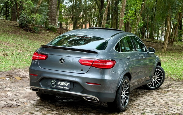 imagem-https://www.socarrao.com.br/sc-vehicle-images-prod/4362216/1792074093318-9eac57d2-b0ea-430c-85bb-abd1a1e33c78.jpg