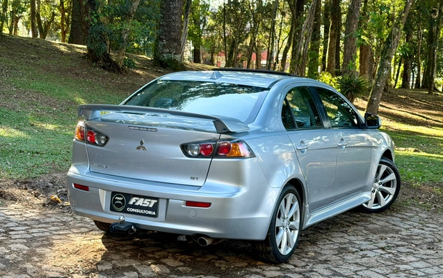 imagem-https://www.socarrao.com.br/sc-vehicle-images-prod/4362220/1792074108637-59835339-1120-4eea-b480-0b5606457879.jpg