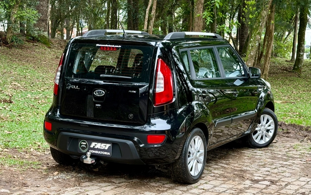 imagem-https://www.socarrao.com.br/sc-vehicle-images-prod/4362221/1792074114428-71510844-beb9-4ac0-b9e8-509575777ac2.jpg