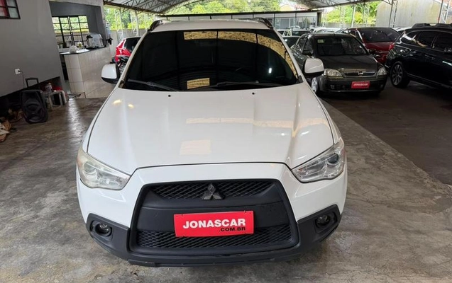 imagem-https://www.socarrao.com.br/sc-vehicle-images-prod/4362225/1792074128289-8564482_1_B_7cfe625153.jpeg