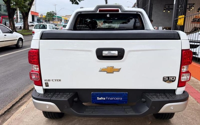 imagem-https://www.socarrao.com.br/sc-vehicle-images-prod/4362257/1792074426290-8573067_3_B_b84530f175.jpeg