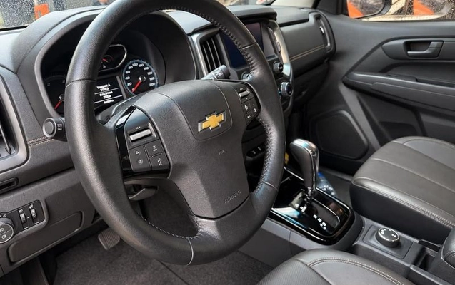 imagem-https://www.socarrao.com.br/sc-vehicle-images-prod/4362257/1792074426296-8573067_3_B_26ef2b330b.jpeg