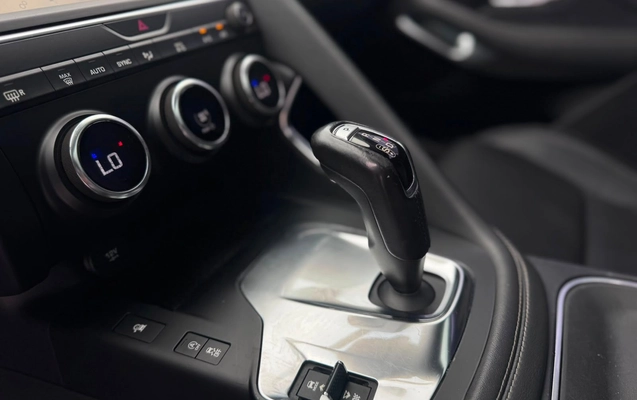 imagem-https://www.socarrao.com.br/sc-vehicle-images-prod/4362263/1792074517283-b467034df5c84d5c82a31912a1207e12_1792074462137.jpg