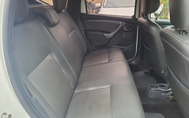 imagem-https://www.socarrao.com.br/sc-vehicle-images-prod/4362316/1792075031902-V2hhdHNBcHAgSW1hZ2UgMjAyNi0xMC0xNSBhdCAxMS4wMi40NSAoMSkuanBlZw.jpeg
