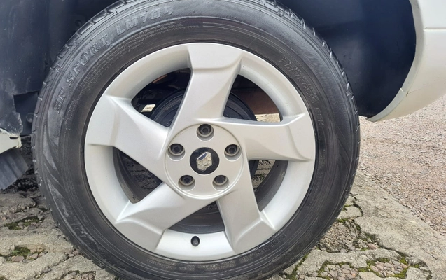 imagem-https://www.socarrao.com.br/sc-vehicle-images-prod/4362316/1792075032182-V2hhdHNBcHAgSW1hZ2UgMjAyNi0xMC0xNSBhdCAxMS4wMi40Ni5qcGVn.jpeg