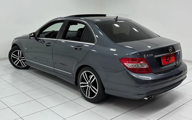 imagem-https://www.socarrao.com.br/sc-vehicle-images-prod/4362334/1792763078351-8345489_3_B_424219b7b7.jpeg