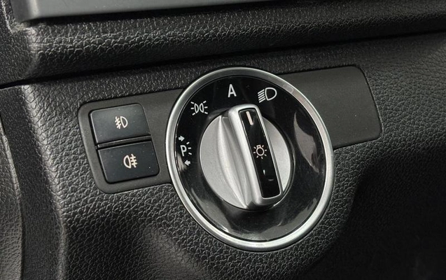 imagem-https://www.socarrao.com.br/sc-vehicle-images-prod/4362334/1792763078371-8345489_14_B_551571d9d6.jpeg