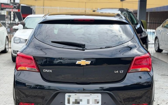 imagem-https://www.socarrao.com.br/sc-vehicle-images-prod/4362354/1792075607795-69436ad0e6cfb85e5.jpg