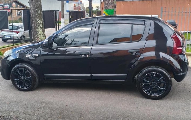 imagem-https://www.socarrao.com.br/sc-vehicle-images-prod/4362355/1792416135222-8565938_8_B_273899fce0.jpeg