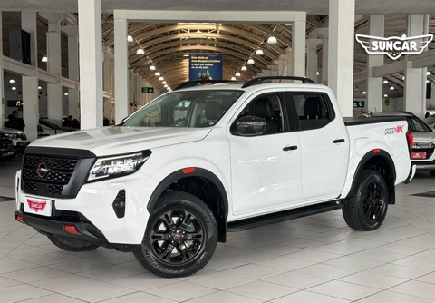 Nissan Frontier 2024 Branco — foto 1 de 3
