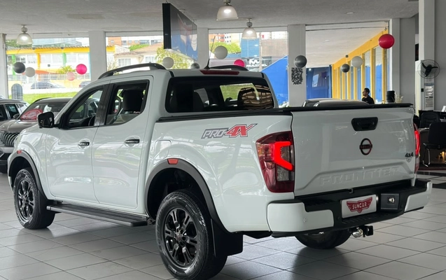 imagem-https://www.socarrao.com.br/sc-vehicle-images-prod/4362390/1792076050119-7_115338.jpg
