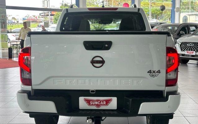 imagem-https://www.socarrao.com.br/sc-vehicle-images-prod/4362390/1792076050119-8_115338.jpg