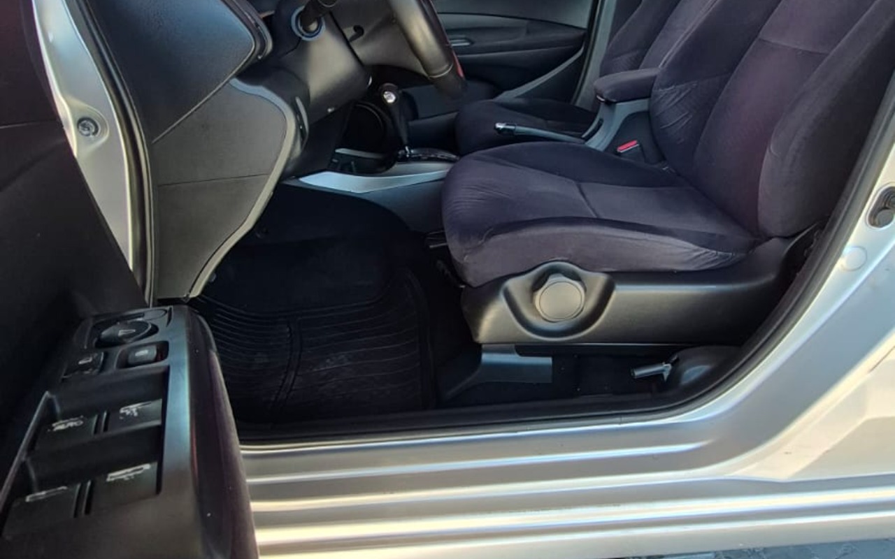 imagem-https://www.socarrao.com.br/sc-vehicle-images-prod/4362409/1792076212983-V2hhdHNBcHAgSW1hZ2UgMjAyNi0wNS0yNiBhdCAxMS4wMi4xNSAoMSkuanBlZw.jpeg