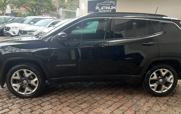 imagem-https://www.socarrao.com.br/sc-vehicle-images-prod/4362462/1792076482376-gb-2bd803a.jpeg