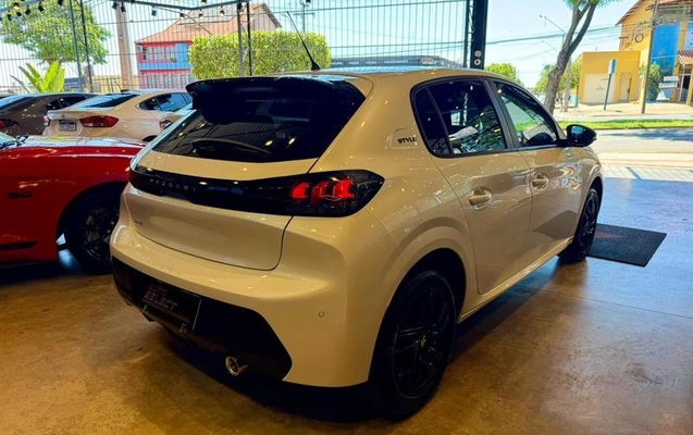 imagem-https://www.socarrao.com.br/sc-vehicle-images-prod/4362475/1792506023559-8573354_10_B_3187445f35.jpeg