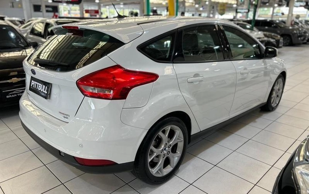 imagem-https://www.socarrao.com.br/sc-vehicle-images-prod/4362489/1792177967075-8542053_5_B_08a0d769ae.jpeg