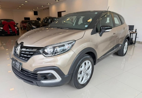 Renault Captur 2022 Bege — foto 1 de 3
