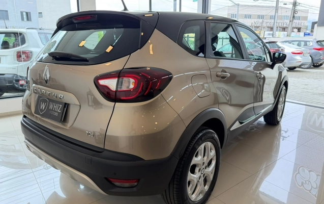 imagem-https://www.socarrao.com.br/sc-vehicle-images-prod/4362495/1792077021049-1_120955.jpg