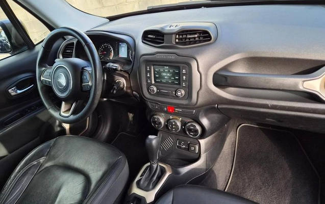 imagem-https://www.socarrao.com.br/sc-vehicle-images-prod/4362497/1792107920623-8573164_9_B_c9f99ef6b7.jpeg