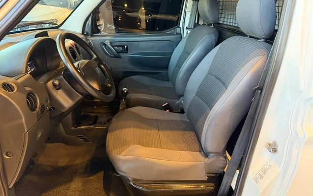 imagem-https://www.socarrao.com.br/sc-vehicle-images-prod/4362530/1792260568192-8572313_14_B_8081e15bbd.jpeg