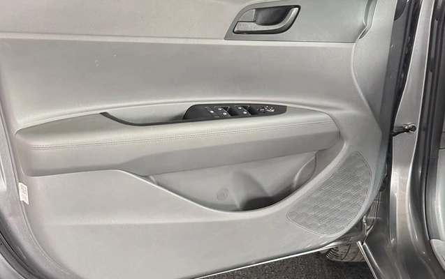 imagem-https://www.socarrao.com.br/sc-vehicle-images-prod/4362535/1792077255589-e3159408fd734f9d8c438671905a6090_1792009592425.jpg