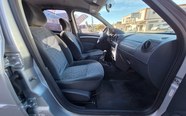 imagem-https://www.socarrao.com.br/sc-vehicle-images-prod/4362556/1792077329299-V2hhdHNBcHAgSW1hZ2UgMjAyNi0wNy0yMiBhdCAwOS41NC4yNiAoMSkuanBlZw.jpeg