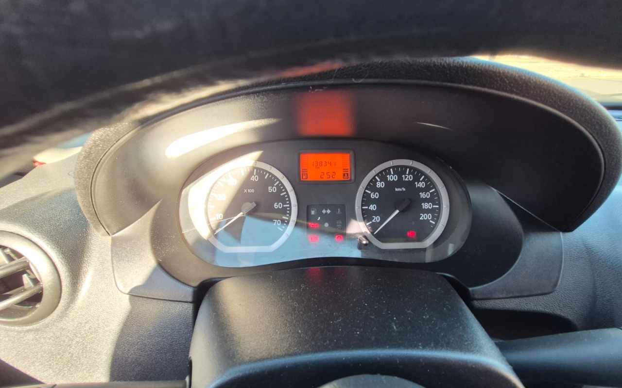 imagem-https://www.socarrao.com.br/sc-vehicle-images-prod/4362556/1792077329801-V2hhdHNBcHAgSW1hZ2UgMjAyNi0wNy0yMiBhdCAwOS41NC4yNyAoMSkuanBlZw.jpeg