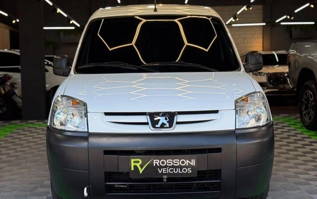 imagem-https://www.socarrao.com.br/sc-vehicle-images-prod/4362614/1792255508847-8573307_2_B_5f9f50a274.jpeg