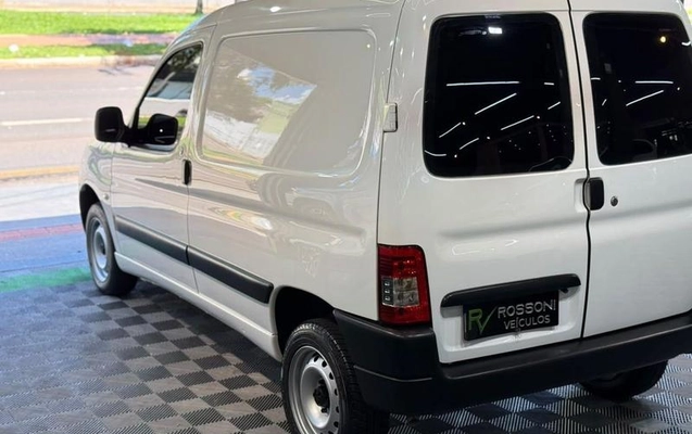 imagem-https://www.socarrao.com.br/sc-vehicle-images-prod/4362614/1792255508851-8573307_4_B_7b5bc2b872.jpeg