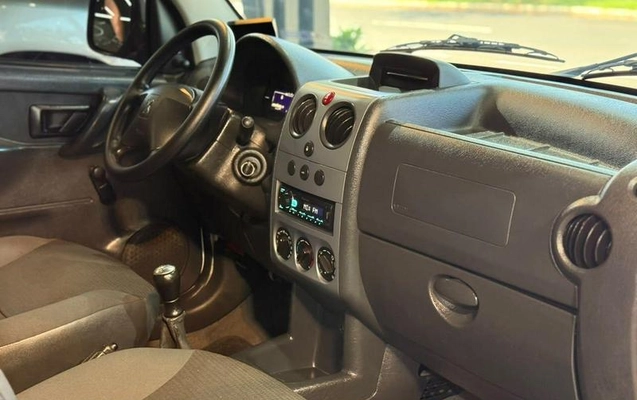 imagem-https://www.socarrao.com.br/sc-vehicle-images-prod/4362614/1792255508867-8573307_11_B_011f6ff9db.jpeg