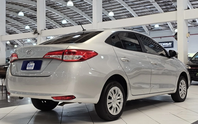 imagem-https://www.socarrao.com.br/sc-vehicle-images-prod/4362646/1792078120312-1_054700.jpg