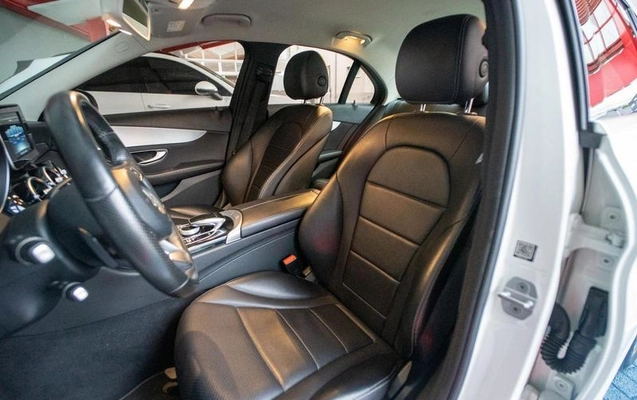 imagem-https://www.socarrao.com.br/sc-vehicle-images-prod/4362676/1792080356126-8570926_19_B_0138e4d653.jpeg
