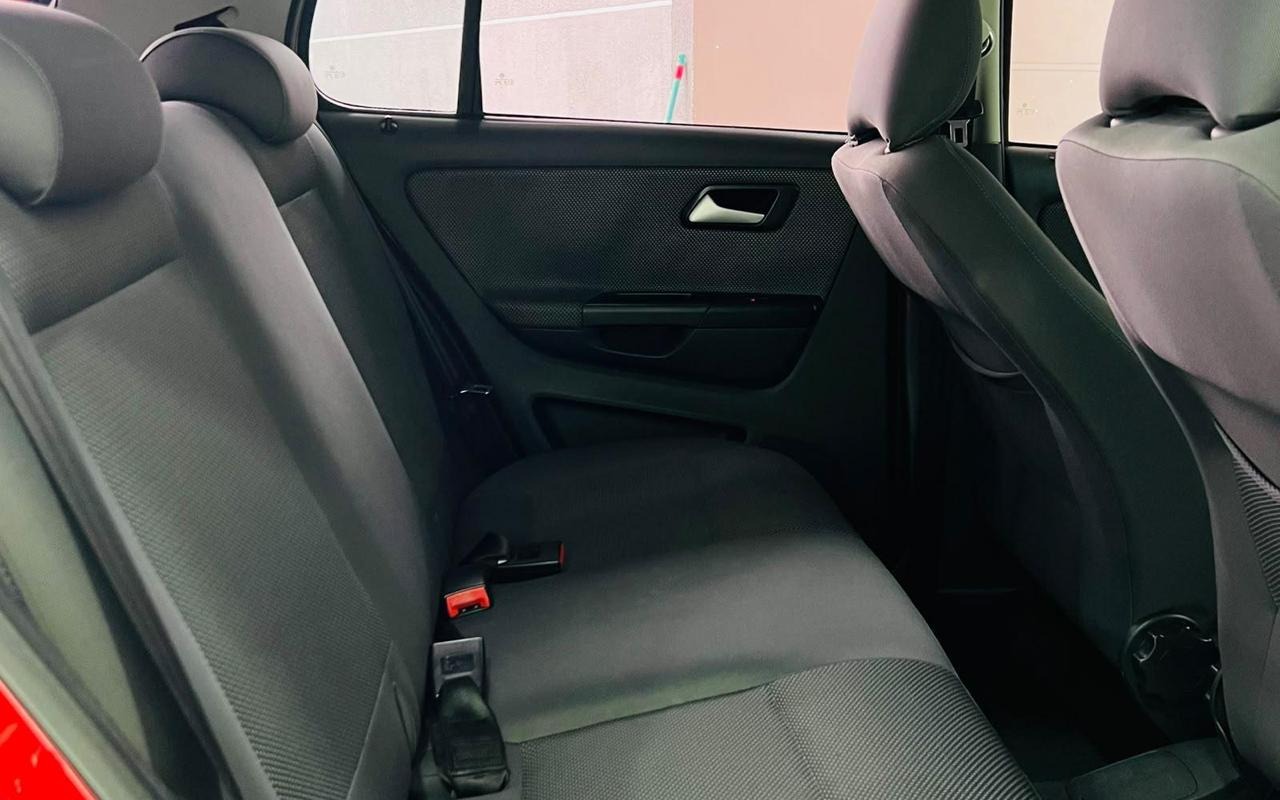 imagem-https://www.socarrao.com.br/sc-vehicle-images-prod/4362683/1792085589228-V2hhdHNBcHAgSW1hZ2UgMjAyNi0xMC0xNSBhdCAxMy41OS41OS5qcGVn.jpeg