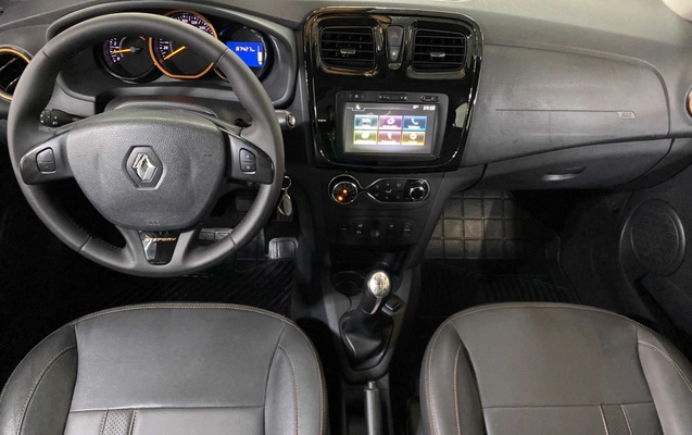 imagem-https://www.socarrao.com.br/sc-vehicle-images-prod/4362713/1792078631327-003_bb1ba0bf0586042f442b8f044eedadfd.jpg