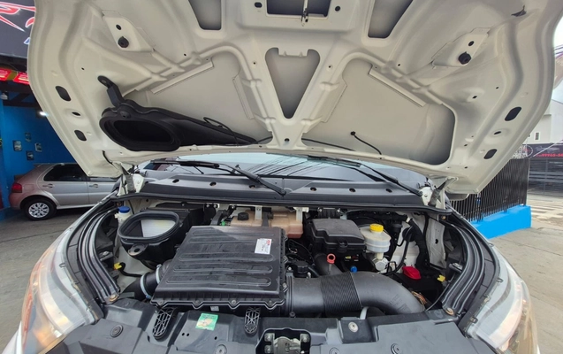 imagem-https://www.socarrao.com.br/sc-vehicle-images-prod/4362714/1792078659352-V2hhdHNBcHAgSW1hZ2UgMjAyNi0wNy0yMiBhdCAxMC4xOS4xMyAoMSkuanBlZw.jpeg