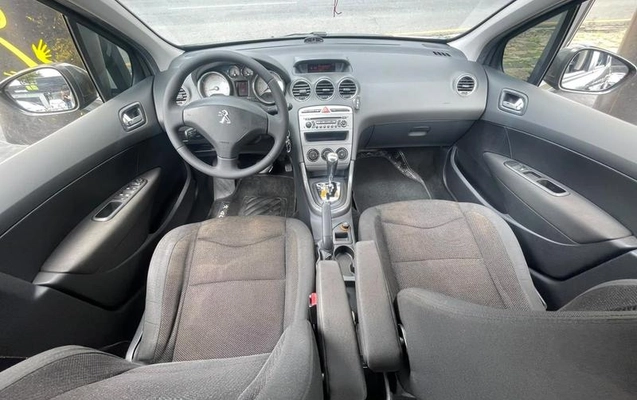 imagem-https://www.socarrao.com.br/sc-vehicle-images-prod/4362777/1792079156501-8559431_0_B_de4b55a64d.jpeg