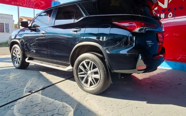 imagem-https://www.socarrao.com.br/sc-vehicle-images-prod/4362814/1792079723854-V2hhdHNBcHAgSW1hZ2UgMjAyNi0wNS0yNiBhdCAxMC41OS4yNiAoNCkuanBlZw.jpeg
