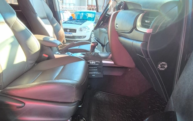 imagem-https://www.socarrao.com.br/sc-vehicle-images-prod/4362814/1792079723997-V2hhdHNBcHAgSW1hZ2UgMjAyNi0wNS0yNiBhdCAxMC41OS4yNi5qcGVn.jpeg